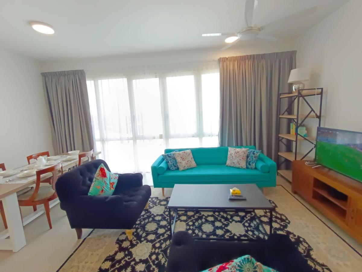 Afiniti, 2 Min Walk To Legoland And Gleneagles Hospital By Hint Apartment